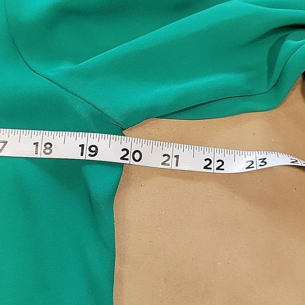 LOFT Size S Kelly Green 100% Polyester Asymmetrical Sleeve Blouse, Exc Used Cond